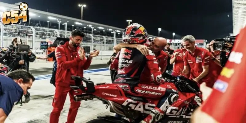 Cá cược đua xe MotoGP C54 - Bí quyết soi kèo tốc độ từ chuyên gia 2 Tổng quan về hình thức cá cược đua xe MotoGP C54